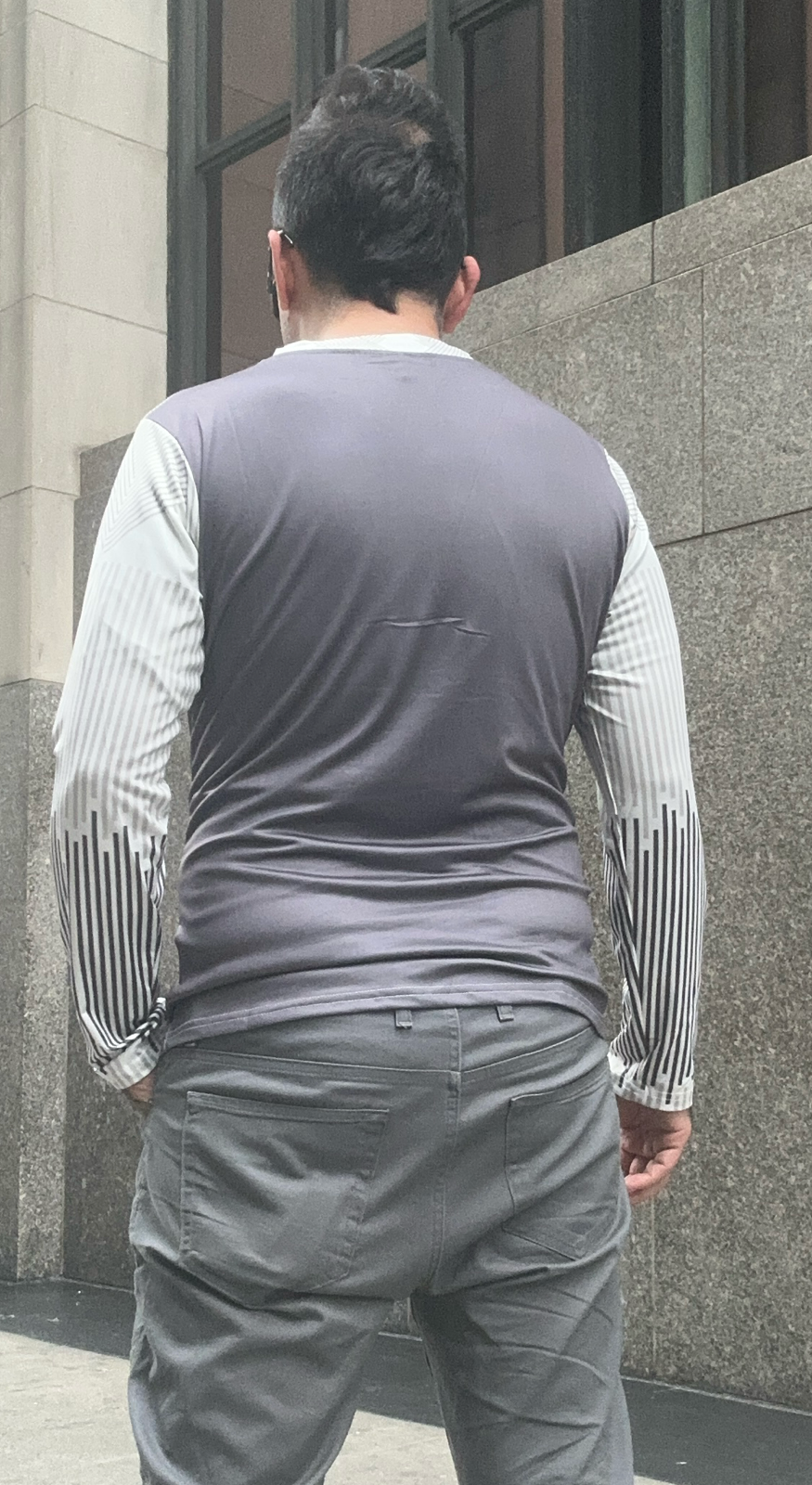 Gray Cube,Style:V-neck,Long sleeve for men