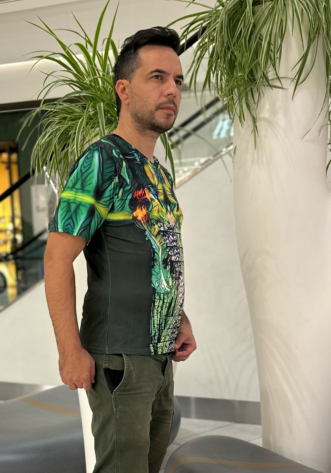 Fire Flower,V-neck,Short sleeve for Men