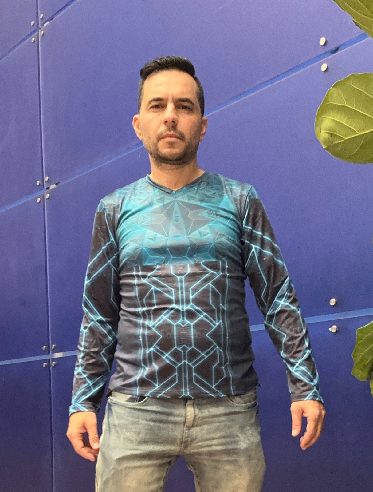 Teal Triangle,V-neck,Long sleeve for men