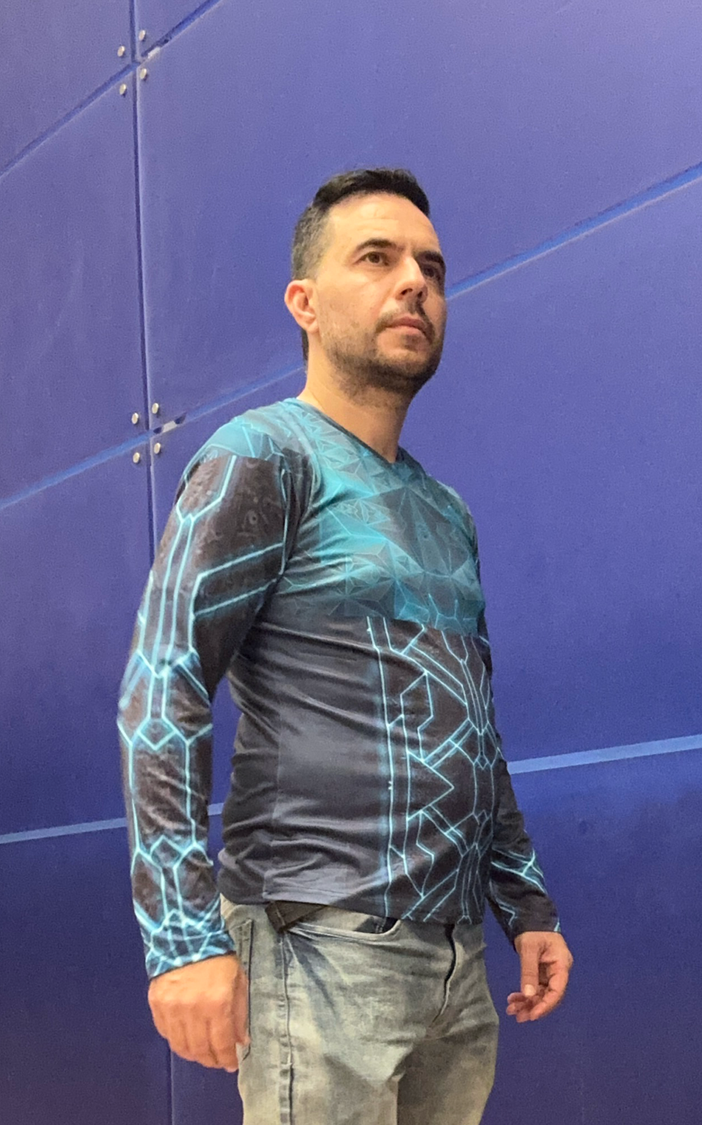 Teal Triangle,V-neck,Long sleeve for men
