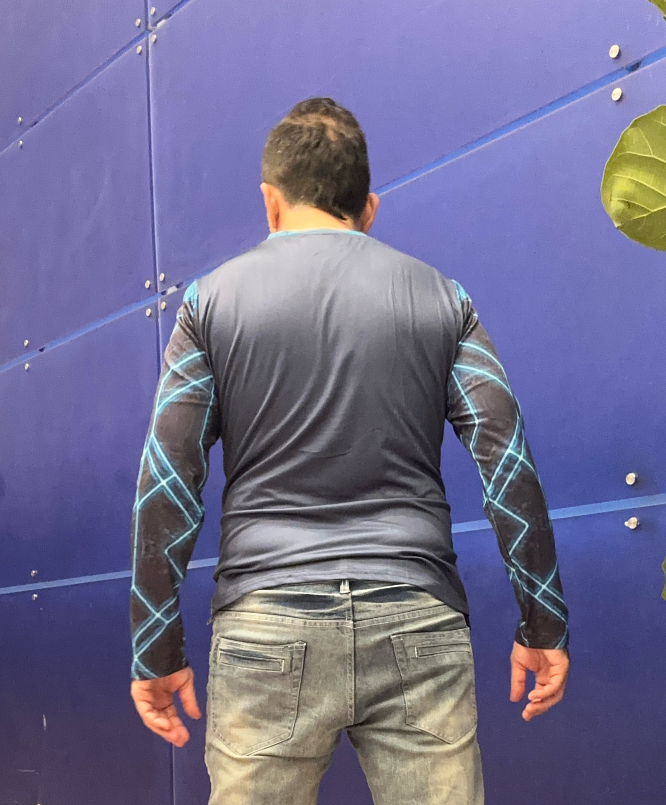 Teal Triangle,V-neck,Long sleeve for men