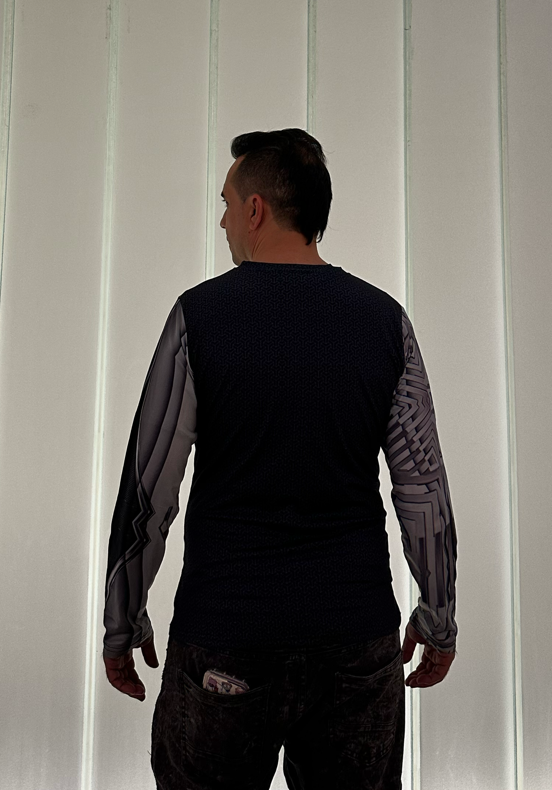 Silver triangle,Style:V-neck,Long sleeve for men