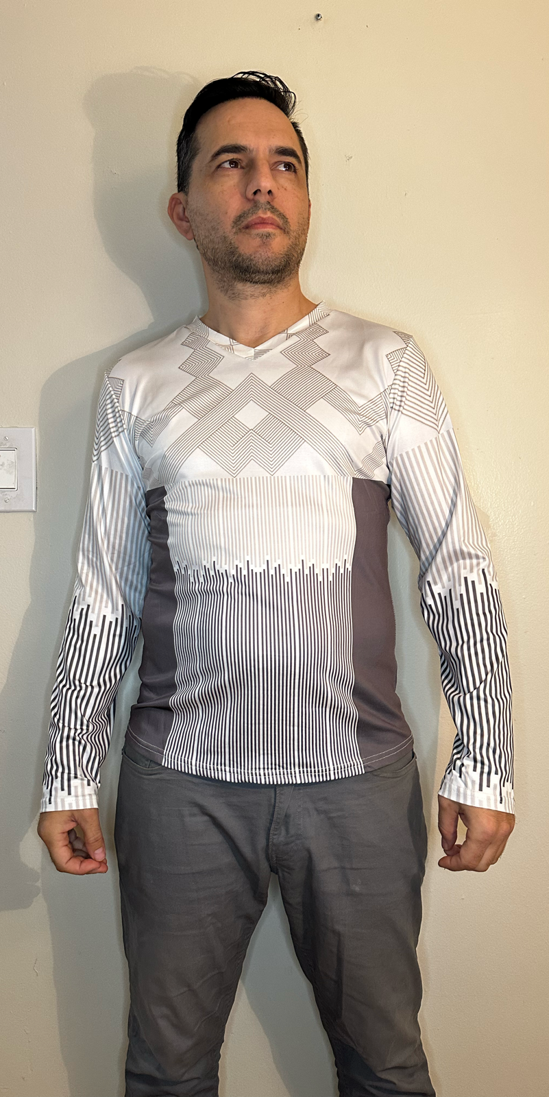Gray Cube,Style:V-neck,Long sleeve for men