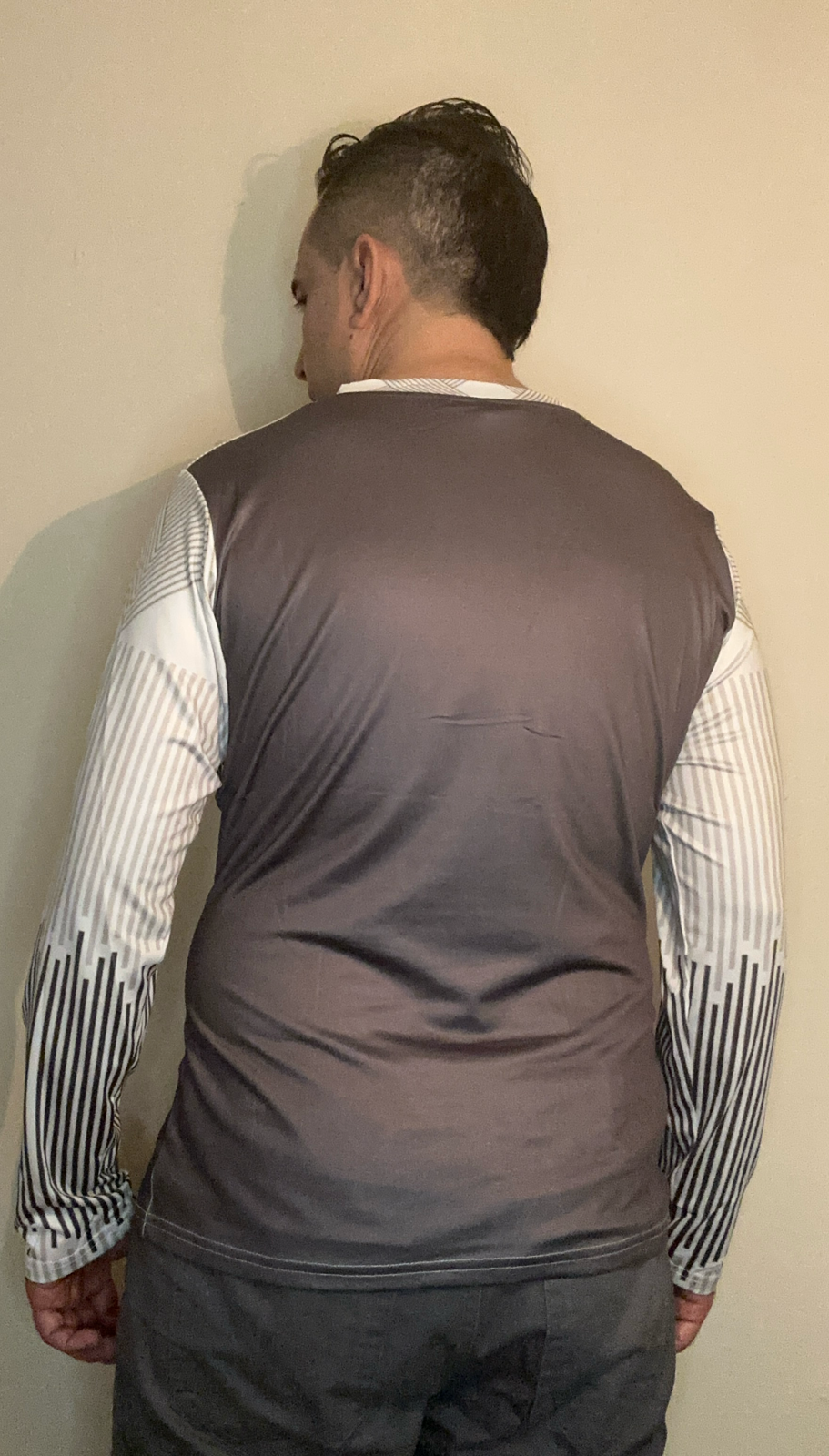 Gray Cube,Style:V-neck,Long sleeve for men
