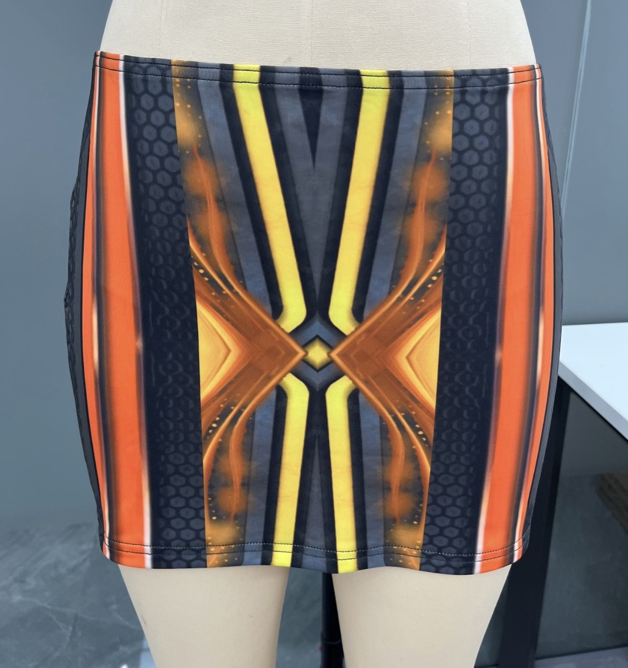 Lava,Eye-Catching Women&