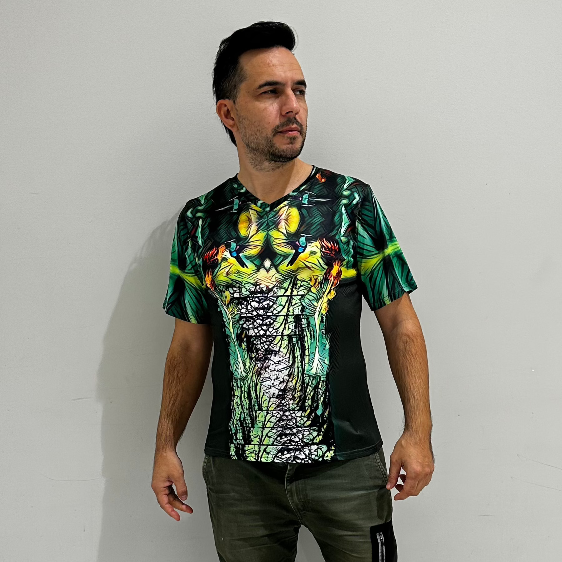 Fire Flower,V-neck,Short sleeve for Men