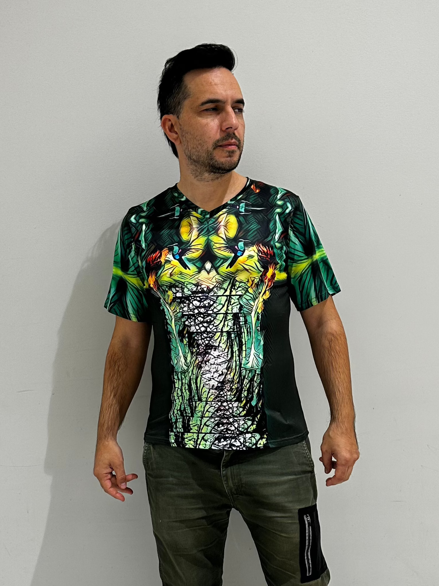 Fire Flower,V-neck,Short sleeve for Men