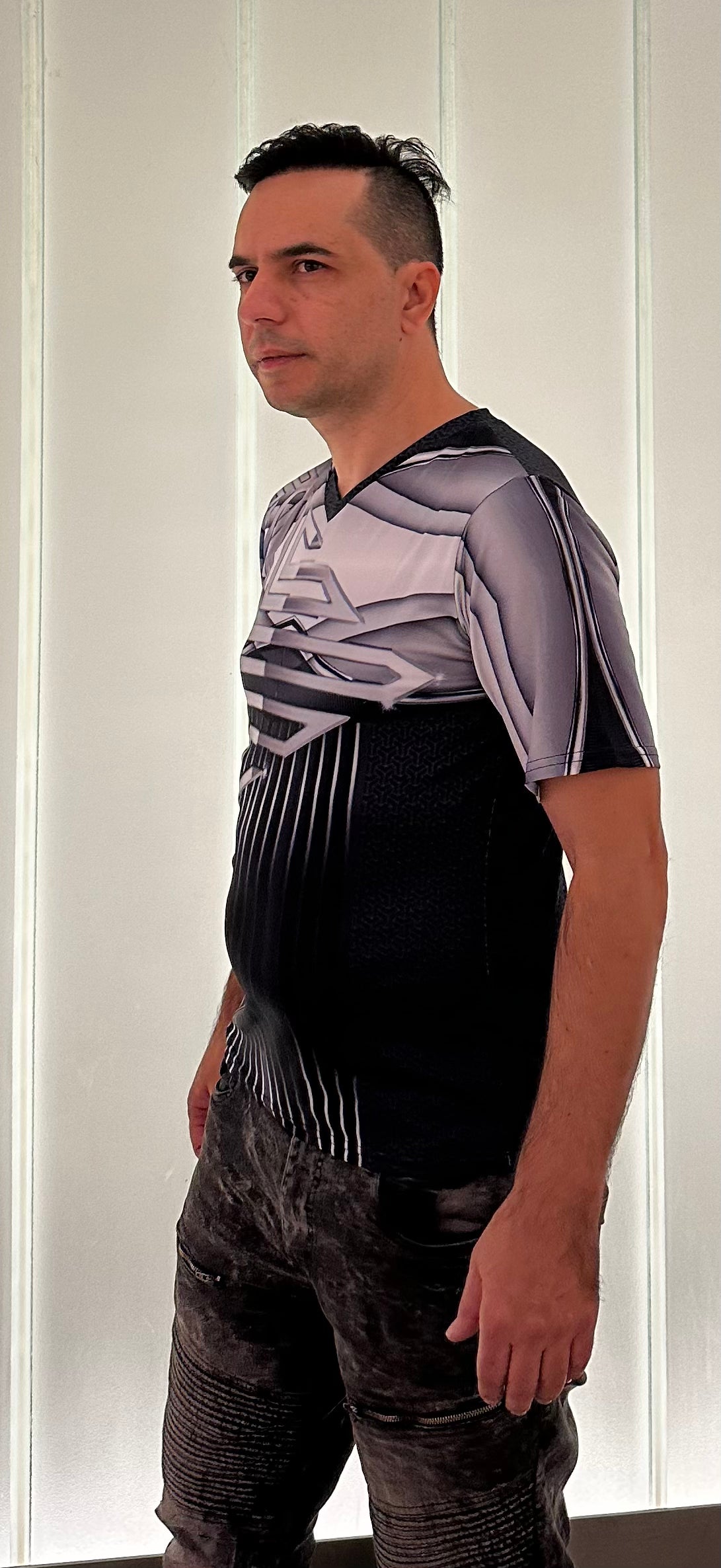 Silver triangle,Style:V-neck,Short sleeve for men