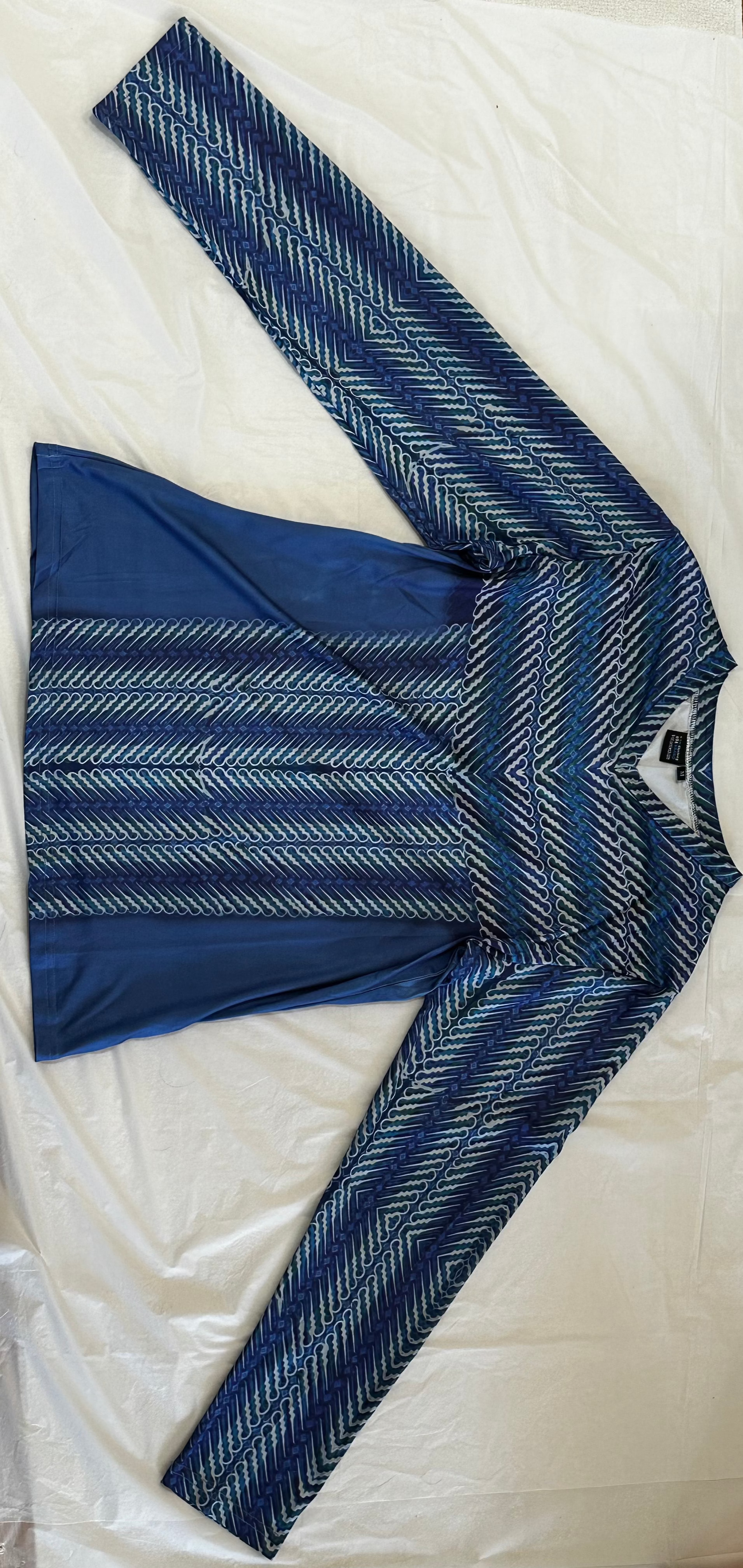 Blue maley,Style:V-neck,Long sleeve for men