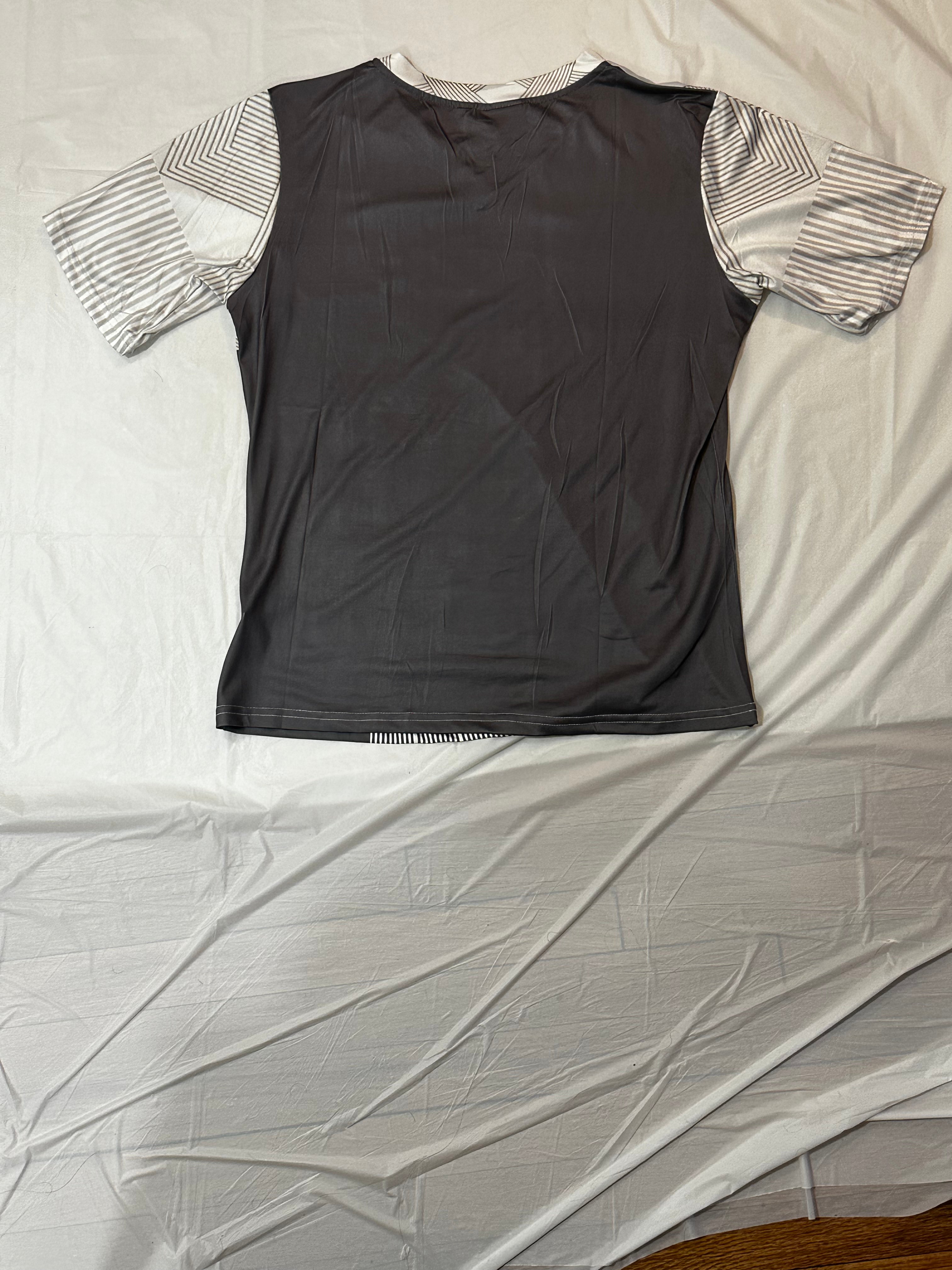 Gray Cube,Style:V-neck,Short sleeve for men