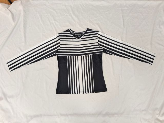 Vector Long Sleeve Tee — Women&