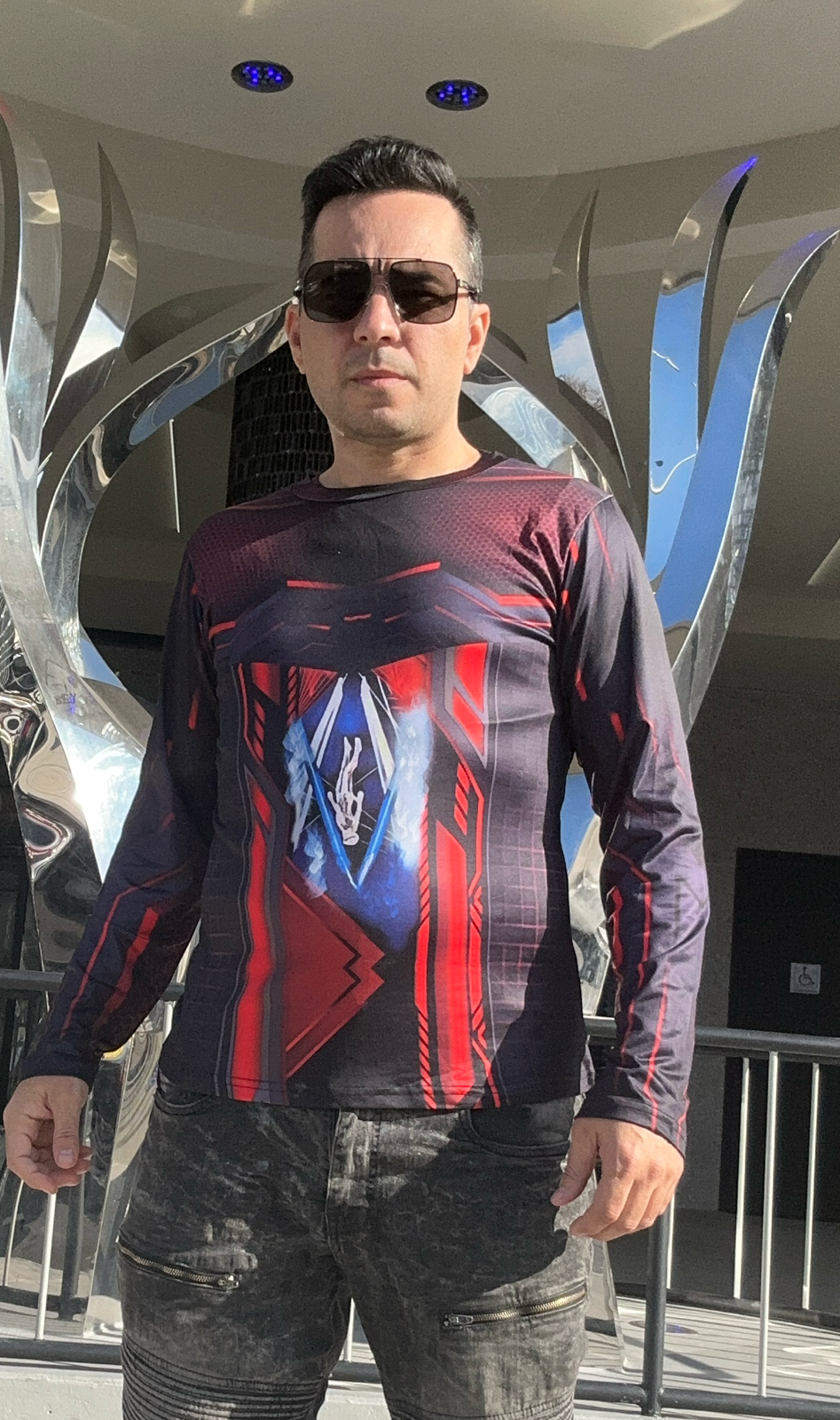 Red techno,O-neck,Long sleeve for men