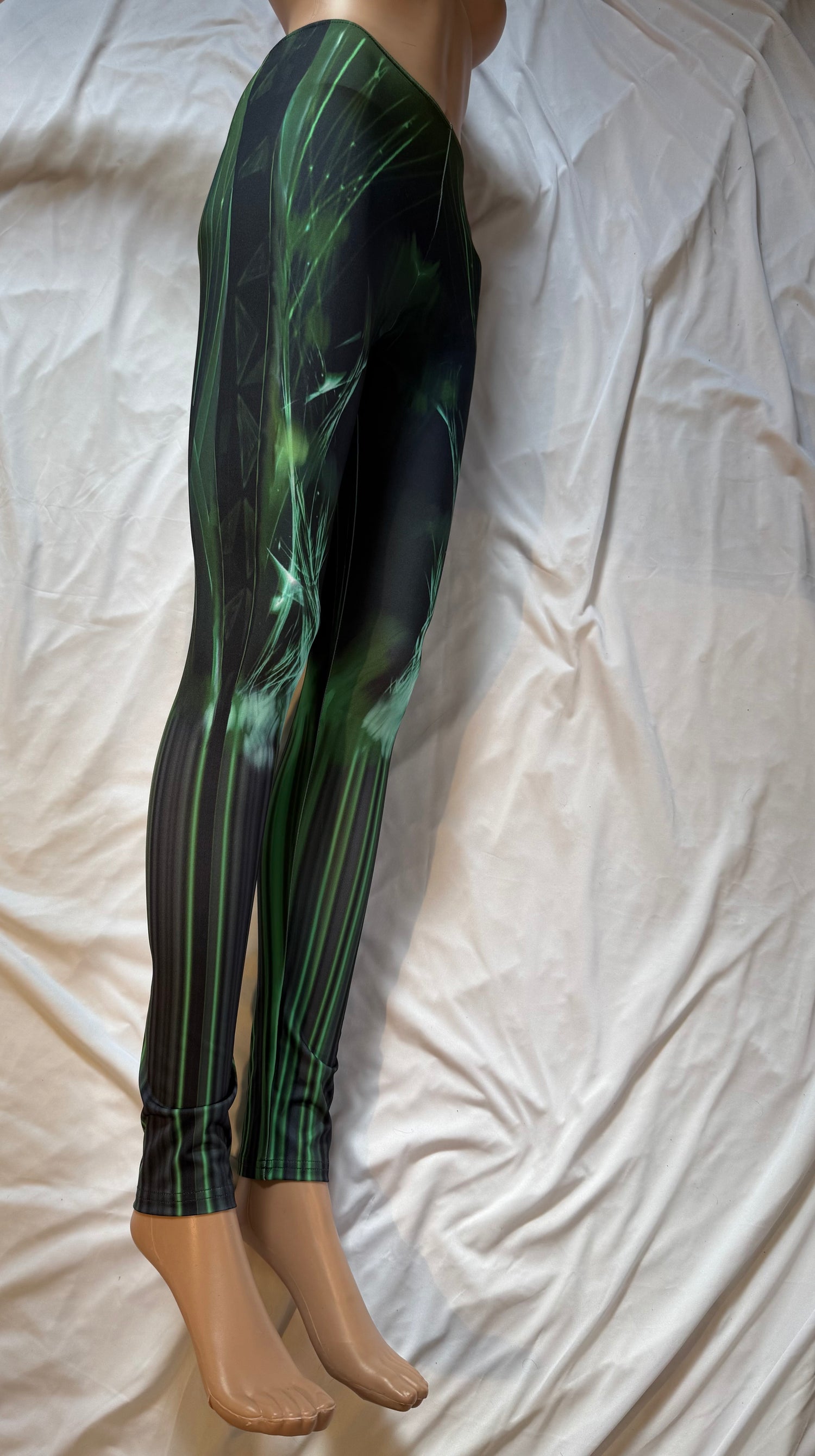 Emerald Green .Abstract Low-Rise Casual Leggings for Active Women