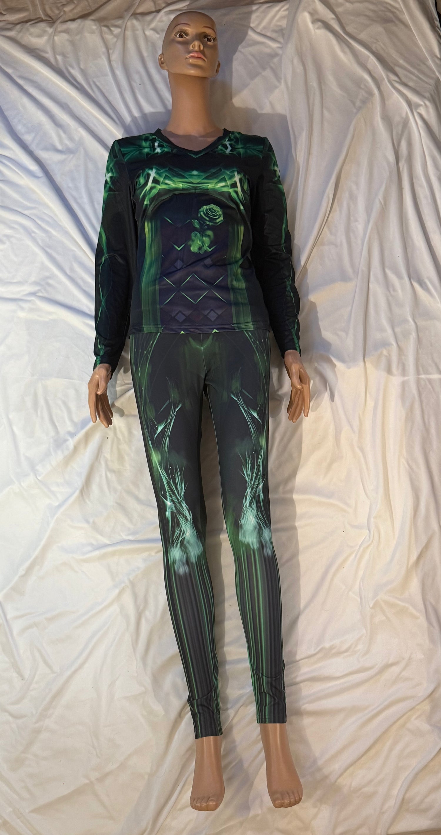 Emerald Green .Abstract Low-Rise Casual Leggings for Active Women