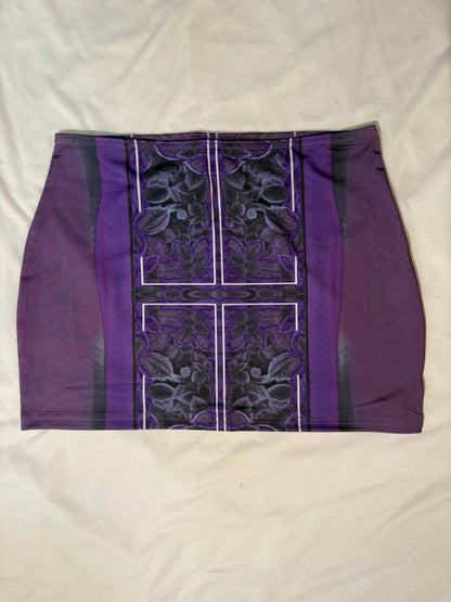 Purple leaf, Elegant Floral Lower-Waist Mini Skirt - Modern Chic Design