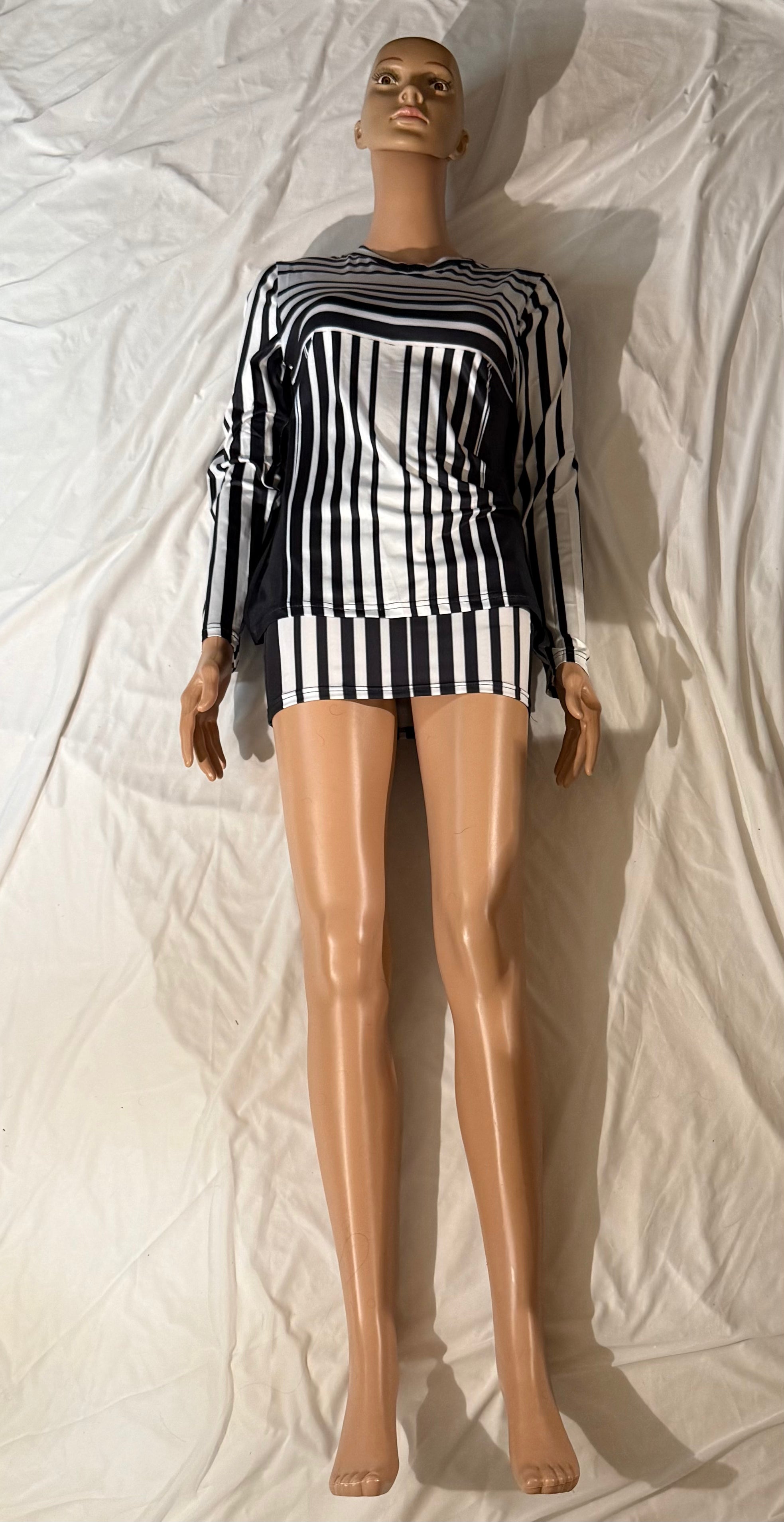 3D White Lines, Lower Waist. Mini Skirt - Versatile Fashion for Every Occasion